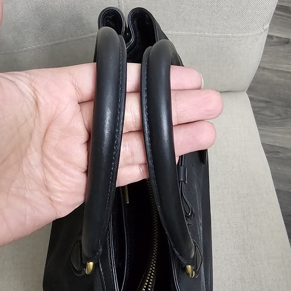 Prada handbag - Picture 8 of 12